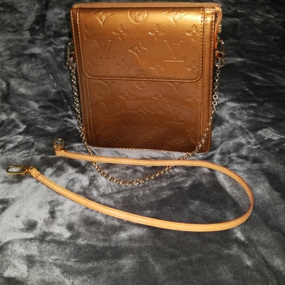Louis Vuitton Vernis mott bronze STUNNING !!